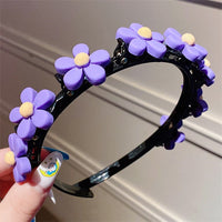 Purple five-petaled flower