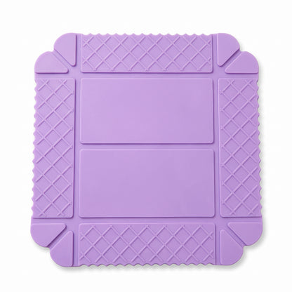 🍳🧲 Magnetic Silicone Heat-Resistant Mat – Transforms From A Flat Mat Into A Small Folding Tray.